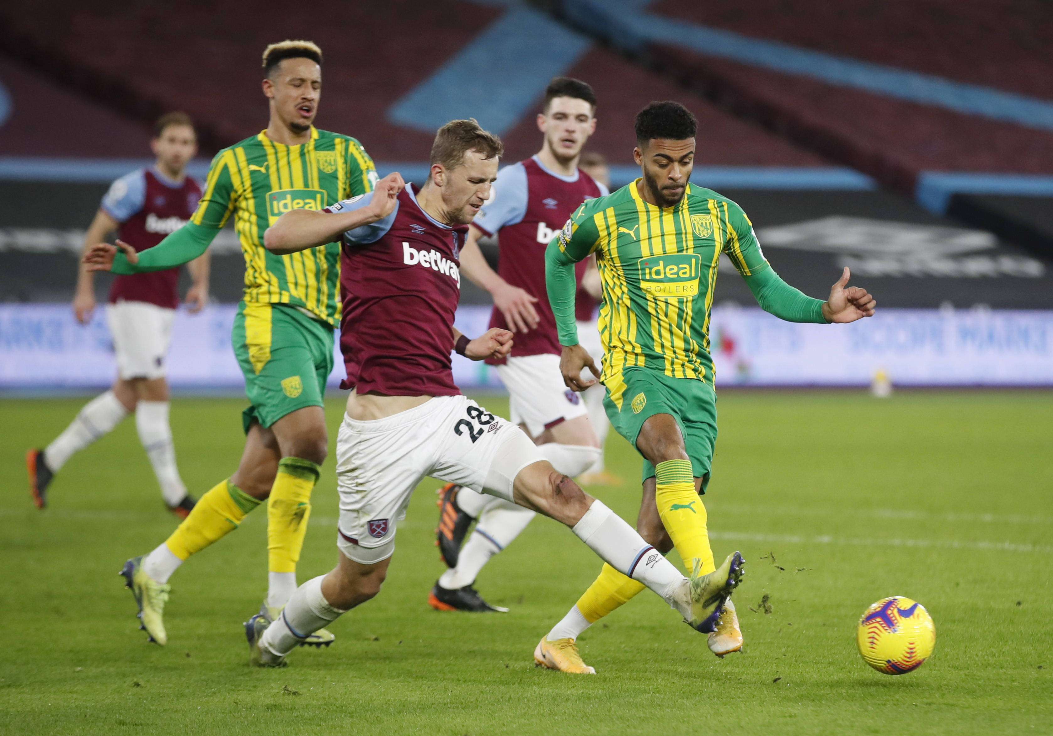 多年轻球员 多年轻球员